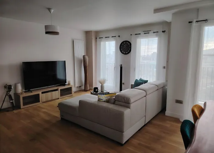 Grand Familial Paris13 *